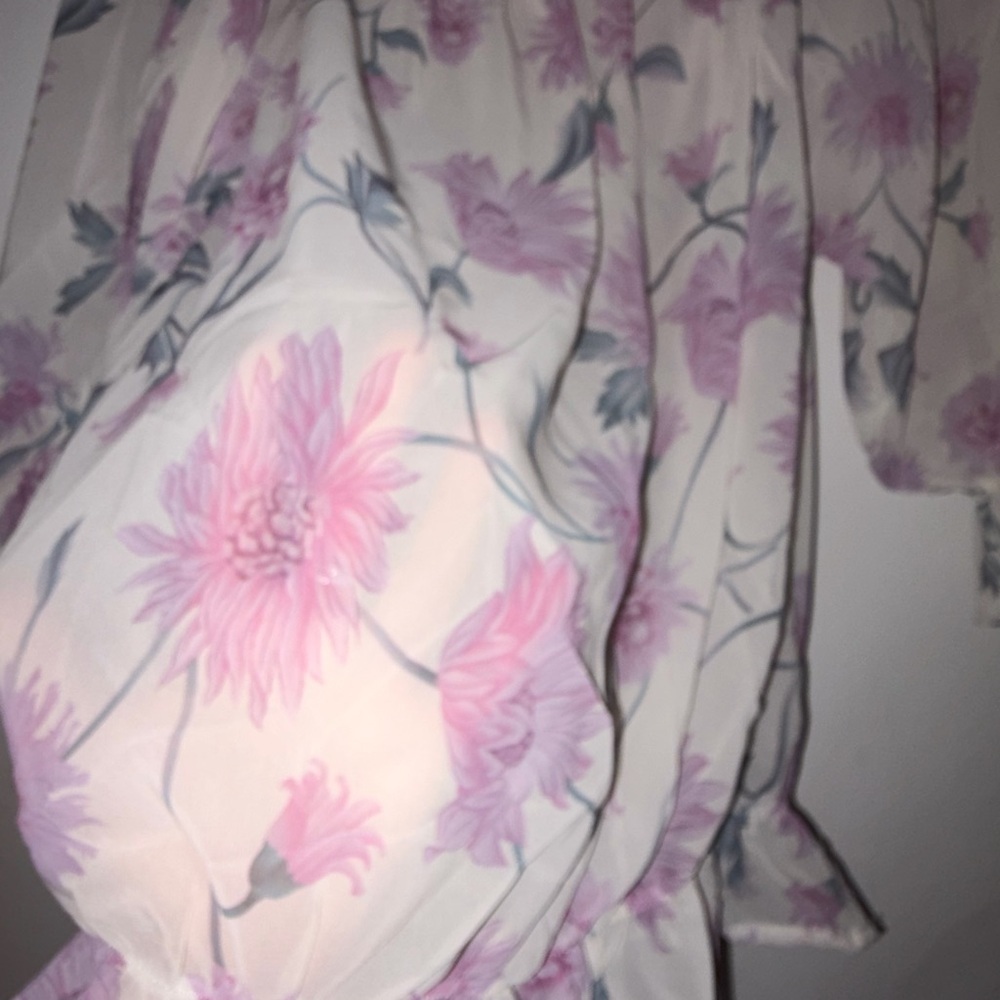 NWOT SHEIN Floral Blouse - Purple and White - Picture 4 of 5